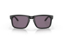 Thumbnail of oakley-holbrook9_812353.jpg