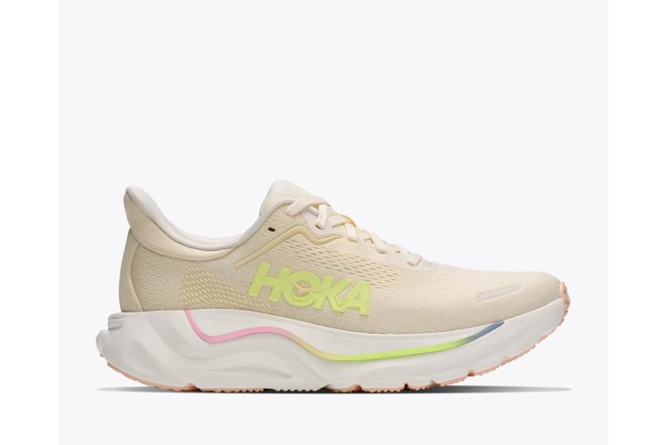 Hoka Arahi 9